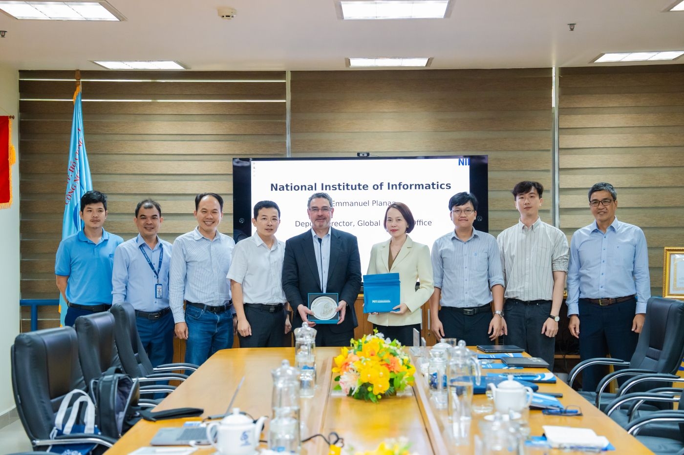 UIT làm việc với National Institute of Informatics (NII): Mở rộng cơ hội hợp tác nghiên cứu và thực tập quốc tế