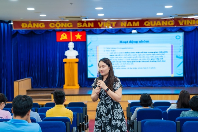 UIT tổ chức Chương trình Tập huấn “Nâng cao Sức khỏe tinh thần và Kỹ năng giao tiếp khác giới” 