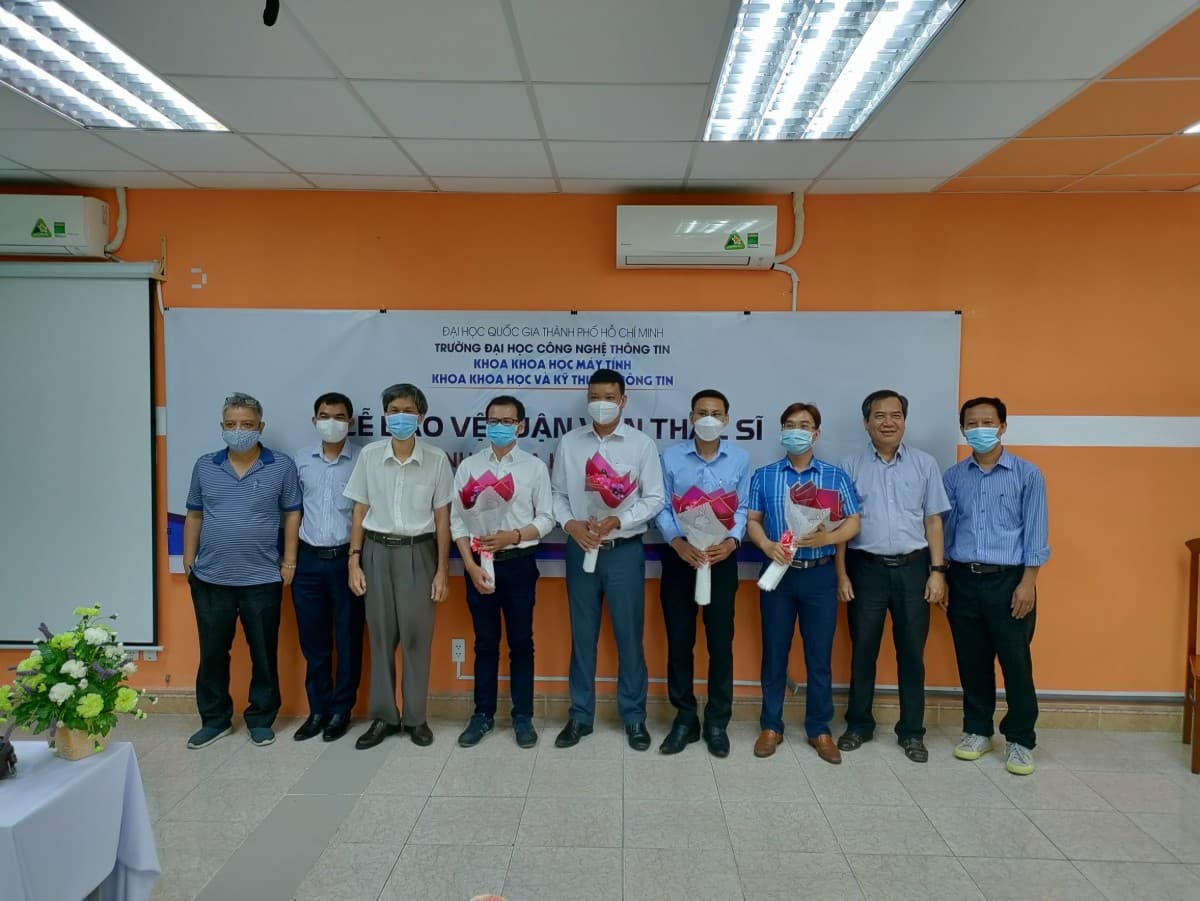Một số hình ảnh buổi bảo vệ luận văn Thạc sĩ ngày 26/02/2022
