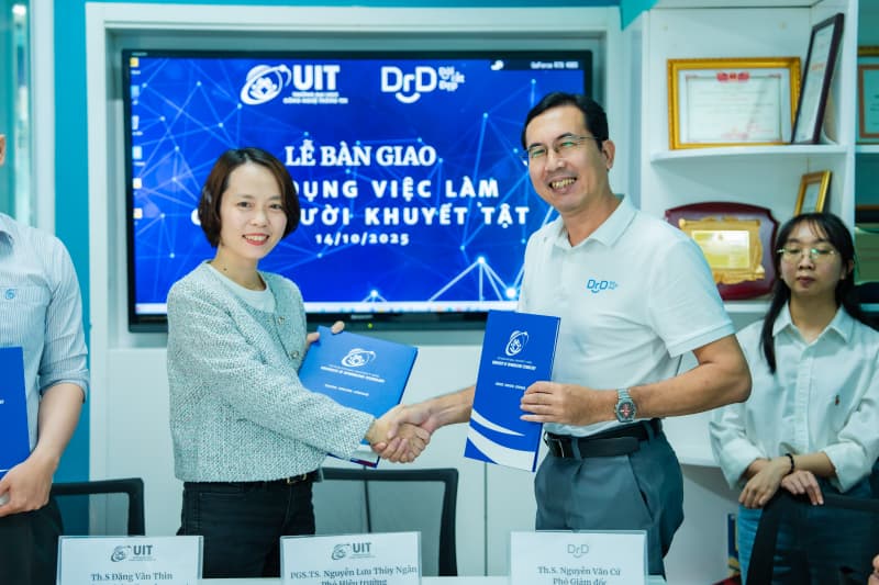 UIT và DRD đồng hành phát triển Ứng dụng AI hỗ trợ việc làm cho người khuyết tật 