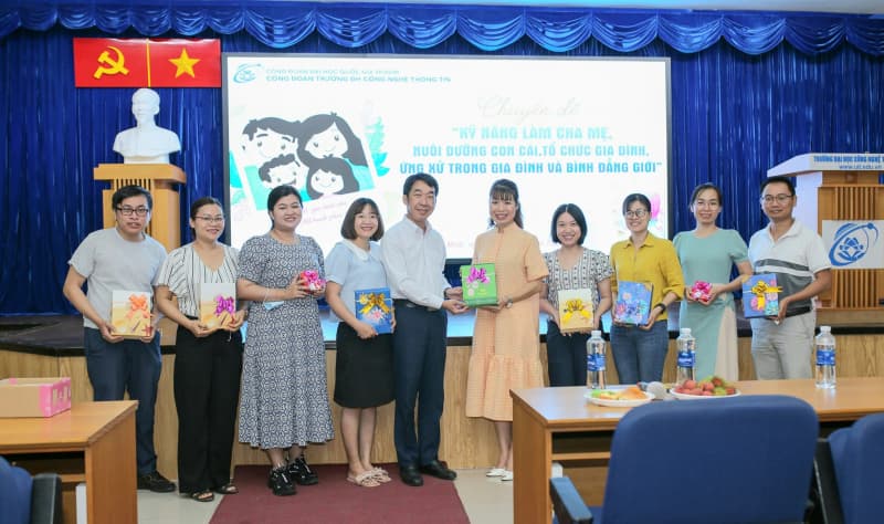 Kỹ năng làm cha mẹ, nuôi dưỡng con cái, tổ chức gia đinh, ứng xử trong gia đình và bình đẳng giới