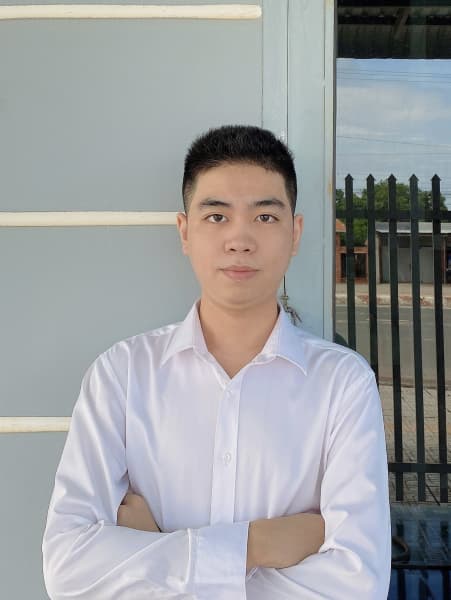 Bài báo khoa học về phát hiện phương tiện giao thông ở môi trường đô thị Việt Nam trong ảnh chụp từ drone