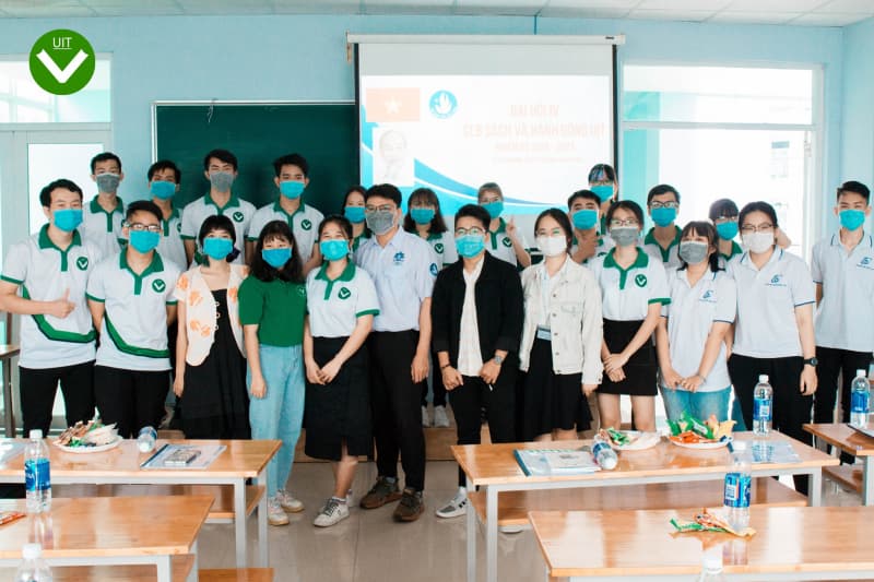ĐẠI HỘI HỘI VIÊN LẦN THỨ IV - CLB SÁCH VÀ HÀNH ĐỘNG UIT 