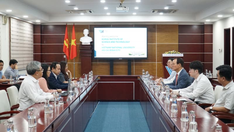 Viện Khoa học và Công nghệ Hàn Quốc mong muốn học viên ĐHQG-HCM đến học tập