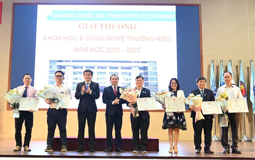Vinh danh 6 tập thể, 33 cá nhân đạt thành tích KH&CN xuất sắc