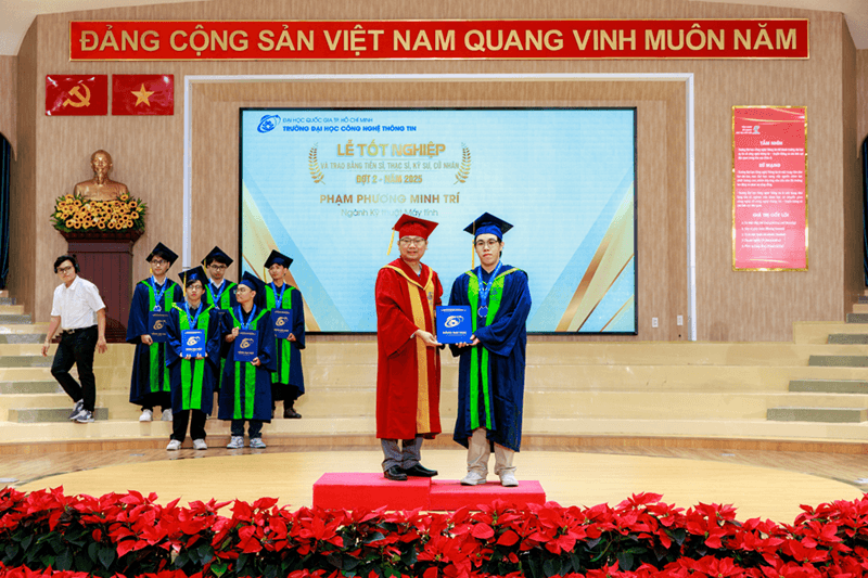 Phạm Phương Minh Trí: Hành trình bứt phá để chinh phục hai ngành học tại UIT