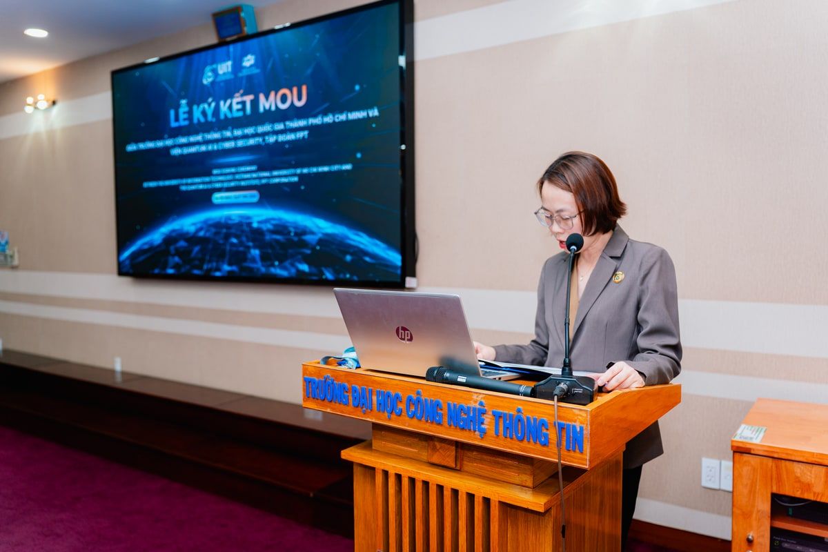 FPTxUIT_MOU-19.jpg