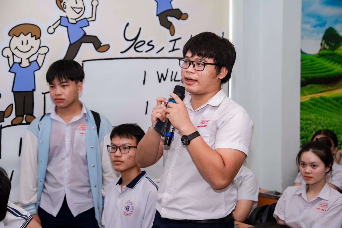UITschooltour_024.jpg