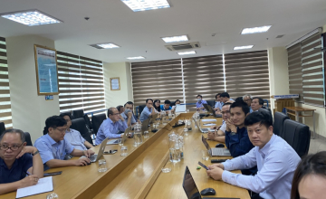 Trường Đại học Công nghệ Thông tin họp Giao ban tháng 11