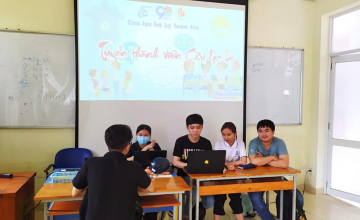 CÂU LẠC BỘ LÝ LUẬN TRẺ UIT KẾT THÚC HÀNH TRÌNH TÌM NHỮNG MẢNH GHÉP