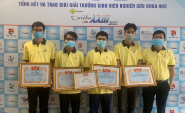 Đề tài nghiên cứu khoa học của nhóm sinh viên ngành Khoa học Dữ liệu đạt nhiều giải thưởng tại các cuộc thi uy tín 2021