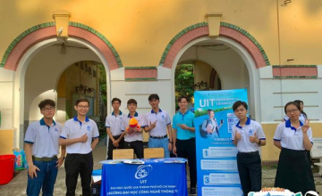 Hành trình kết nối - Đại sứ sinh viên UIT đến thăm trường THPT Marie Curie 
