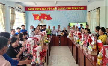 Tuổi trẻ UIT thăm căn cứ cách mạng Thành Đoàn tại Thành phố Long Khánh, tỉnh Đồng Nai