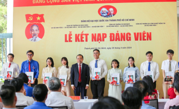 Ngày hội Những người cộng sản trẻ ĐHQG-HCM năm 2024: Lễ kết nạp Đảng viên