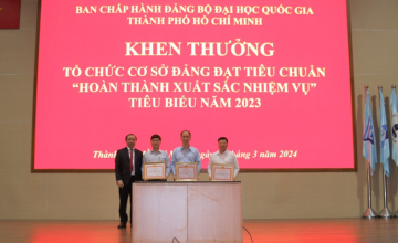 Đảng bộ Trường Đại học Công nghệ Thông tin ĐHQG-HCM vinh dự nhận giấy khen Hoàn thành xuất sắc nhiệm vụ tiêu biểu năm 2023