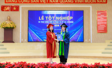 Thủ khoa ngành Thương mại Điện tử từng “ẵm” nhiều học bổng của UIT  