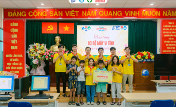 Đội hình Máy tính cũ - Tri thức mới trao máy cho lớp học Chắp cánh ước mơ