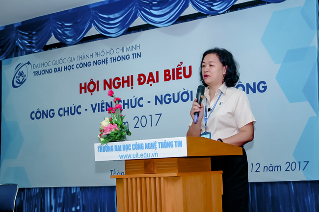 TS. Nguyễn Hoàng Tú Anh phát biểu trong Hội nghị đại biểu CCVC-NLĐ 2017