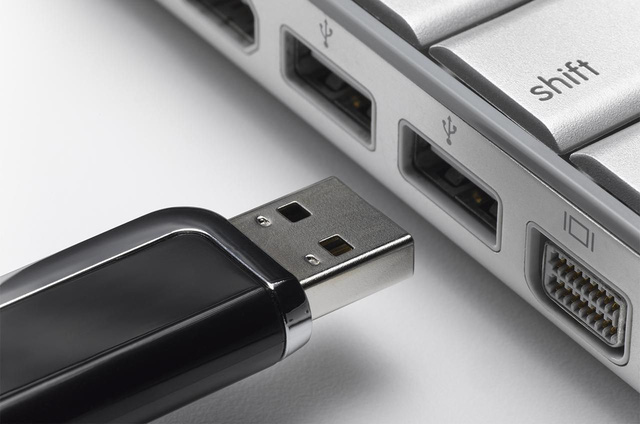 Cảnh báo lây nhiễm virus nguy hiểm xóa dữ liệu trên USB tại Việt Nam - Ảnh 1.